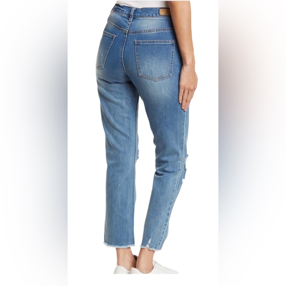 Union Bay Supplies Maren High Rise Slim Straight Jeans NEW
